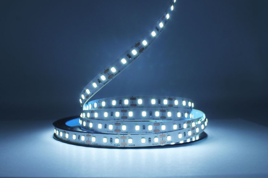 Светодиодная LED лента PROLUM&trade; 12V; 2835\120; IP20; Series "S", Холодний-білий (9000-10000К) 320022 фото