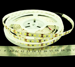 LED стрічка RISHANG 120-2835-12V-IP33 8,4W 402Lm Green 5м (R08C0TA-C-G) 0581 фото