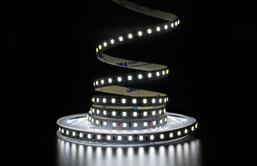 Світлодіодна LED стрічка PROLUM&trade; 12V; 2835\120; IP20; Series "PRO", Холодний-білий (9000-10000К) 320114 фото