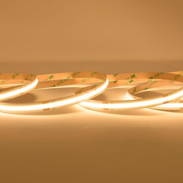 Світлодіодна LED стрічка PROLUM&trade; 24V; СОВ; 480 LED; IP20; Series "PRO", Нейтральний-Білий (3800-4300K) 350004 фото